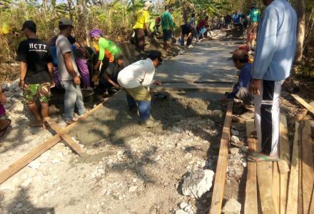 Pembangunan Cor Blok Dusun Bungsing